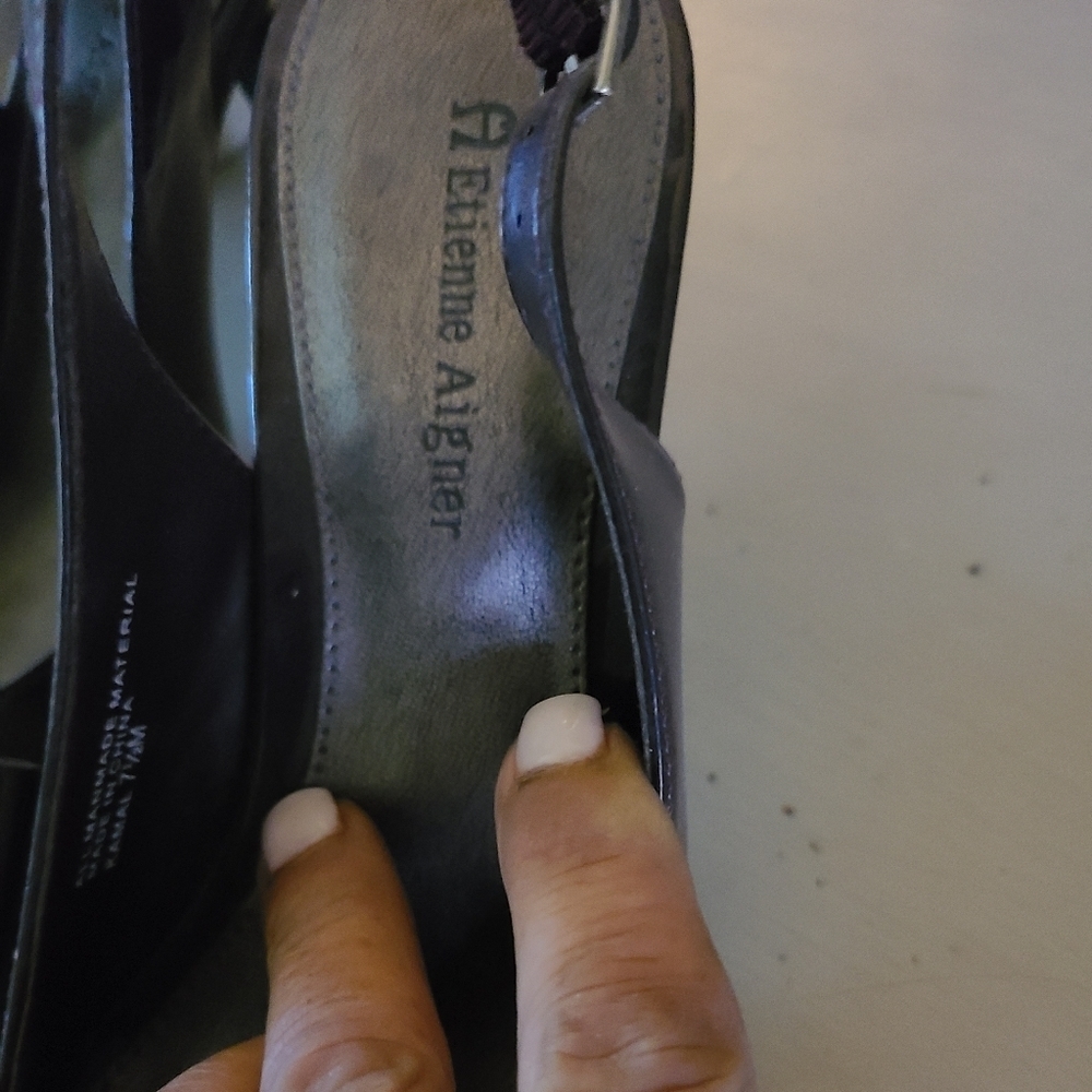 Etienne Aigner patent leather heels 7.5 hp🔥 - Picture 4 of 6